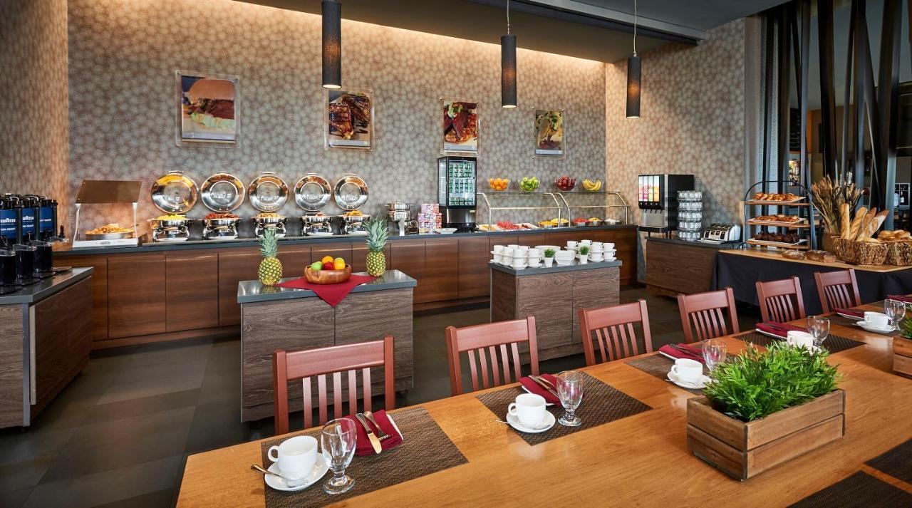 Novotel Toronto Vaughan Centre Eksteriør billede